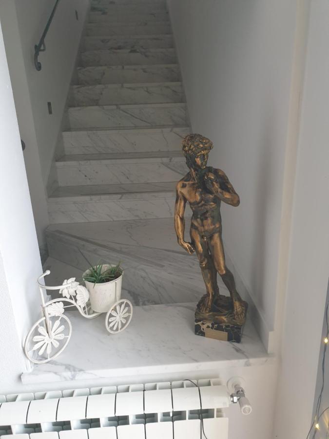 Ca Thomas Hotel Castelnuovo Magra Bagian luar foto