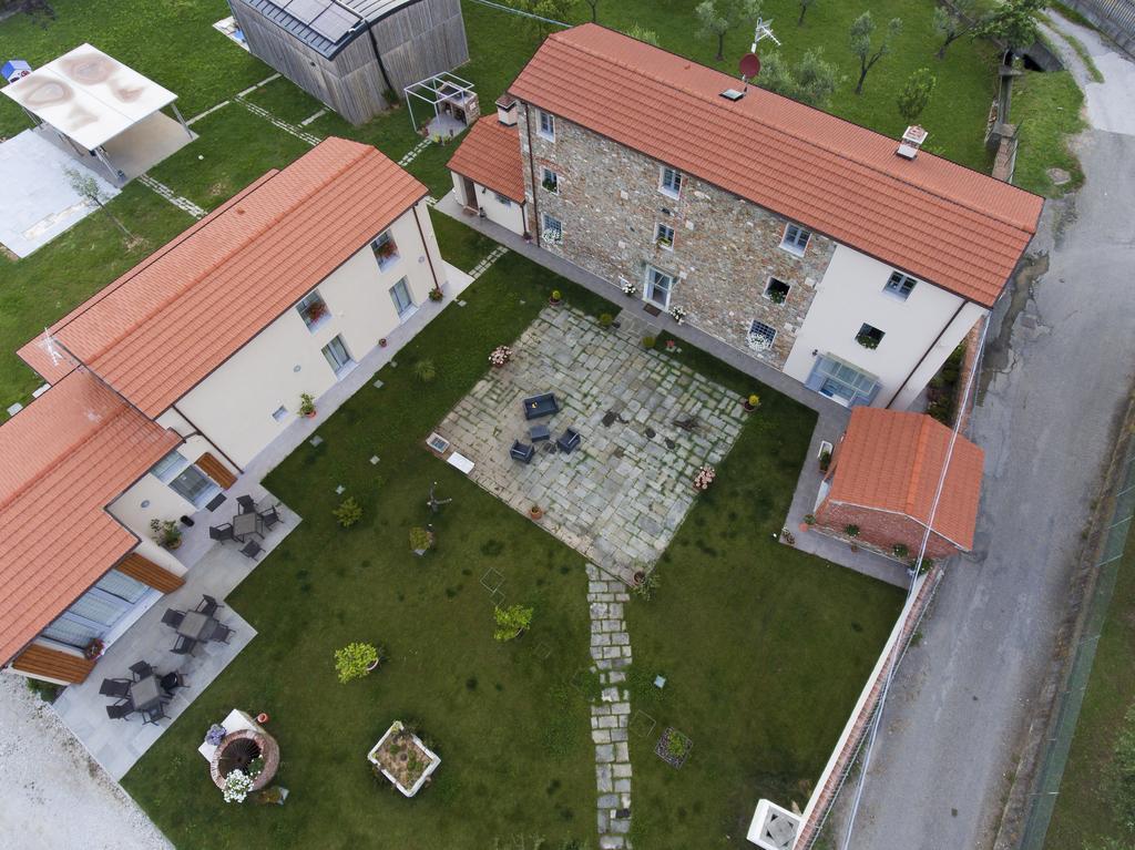Ca Thomas Hotel Castelnuovo Magra Bagian luar foto