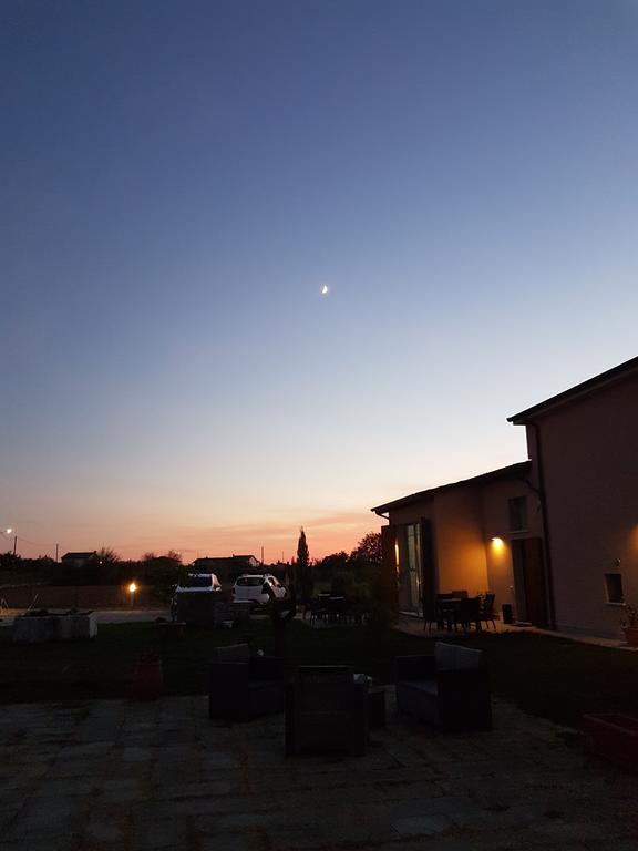 Ca Thomas Hotel Castelnuovo Magra Bagian luar foto
