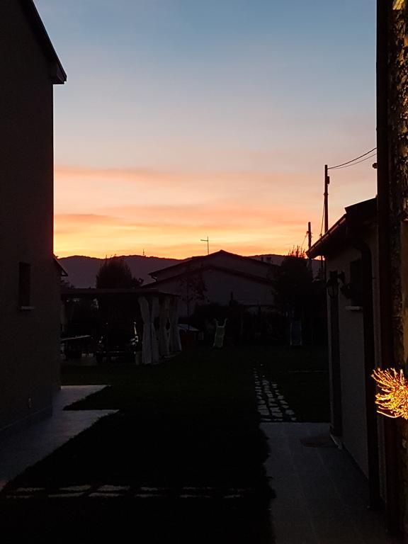 Ca Thomas Hotel Castelnuovo Magra Bagian luar foto