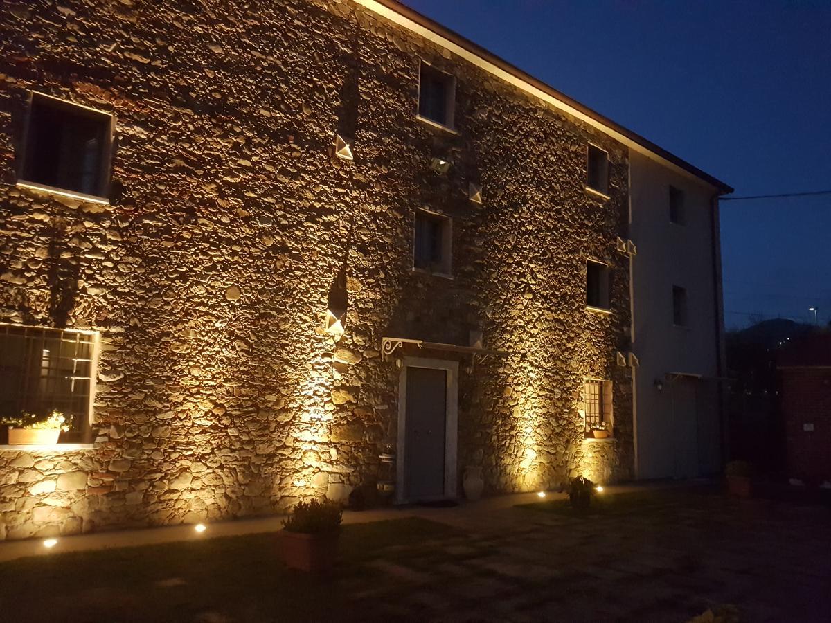Ca Thomas Hotel Castelnuovo Magra Bagian luar foto
