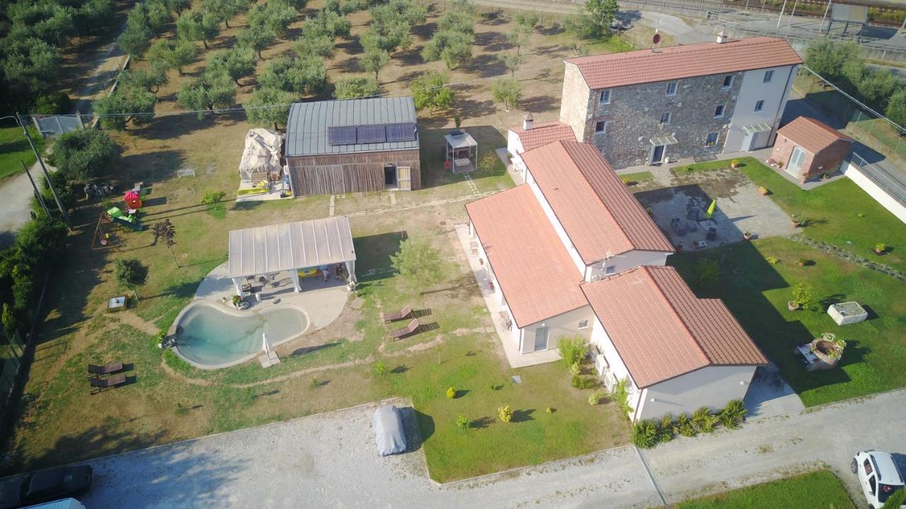 Ca Thomas Hotel Castelnuovo Magra Bagian luar foto